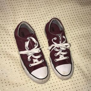 Maroon Converse pretty new just need to be washed
